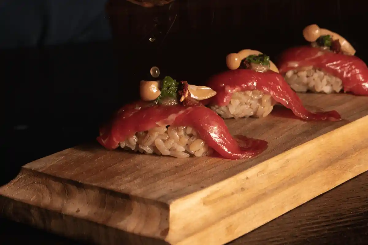 BEEF NIGIRI | BUZO